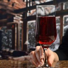 گیلاس خوری شیشه ای ویکتور