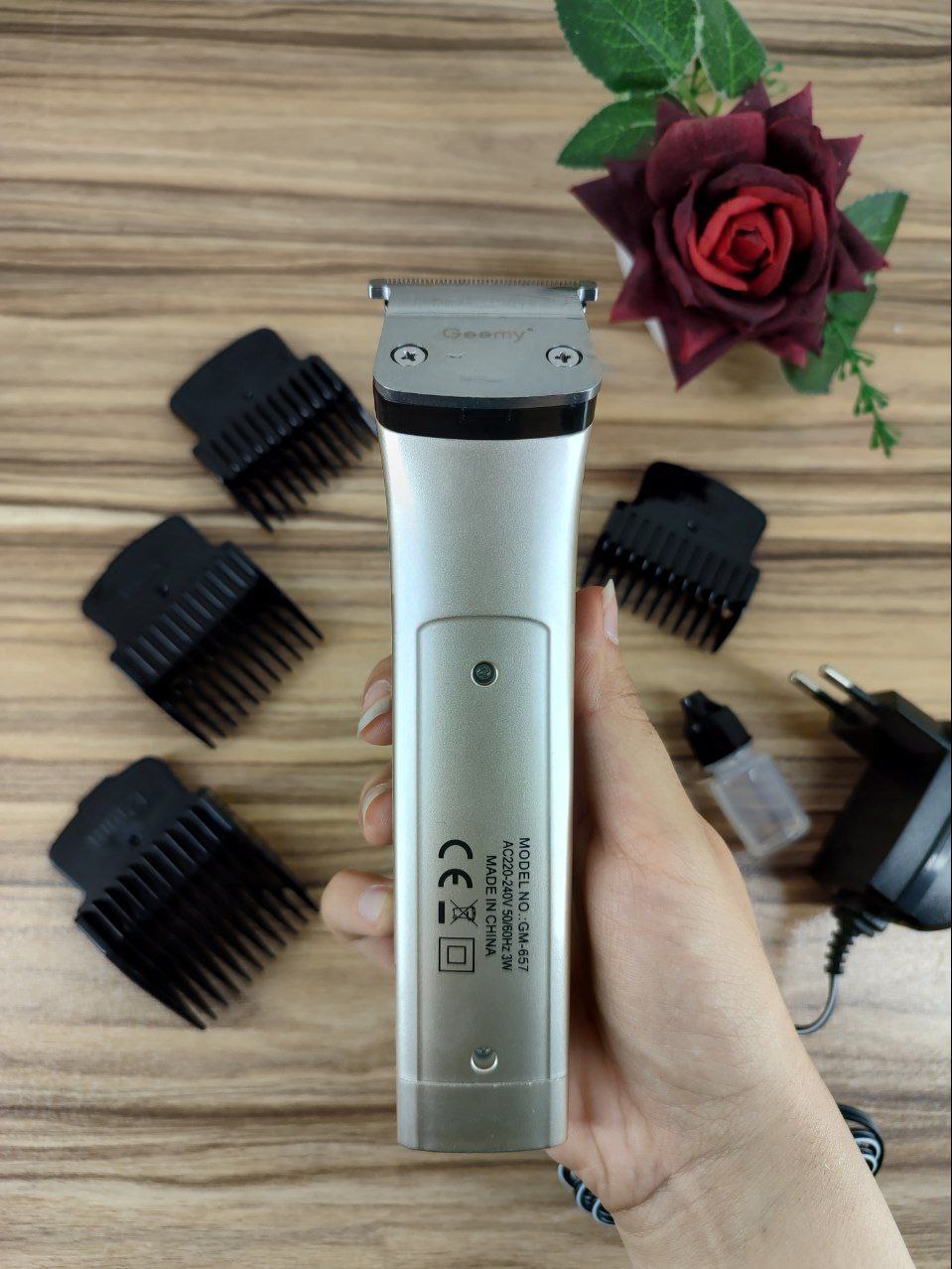 ماشین اصلاح موی سر و صورت جیمی مدل gm-657