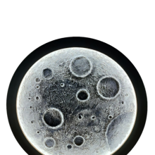 قاب تابلو ماه دیواری