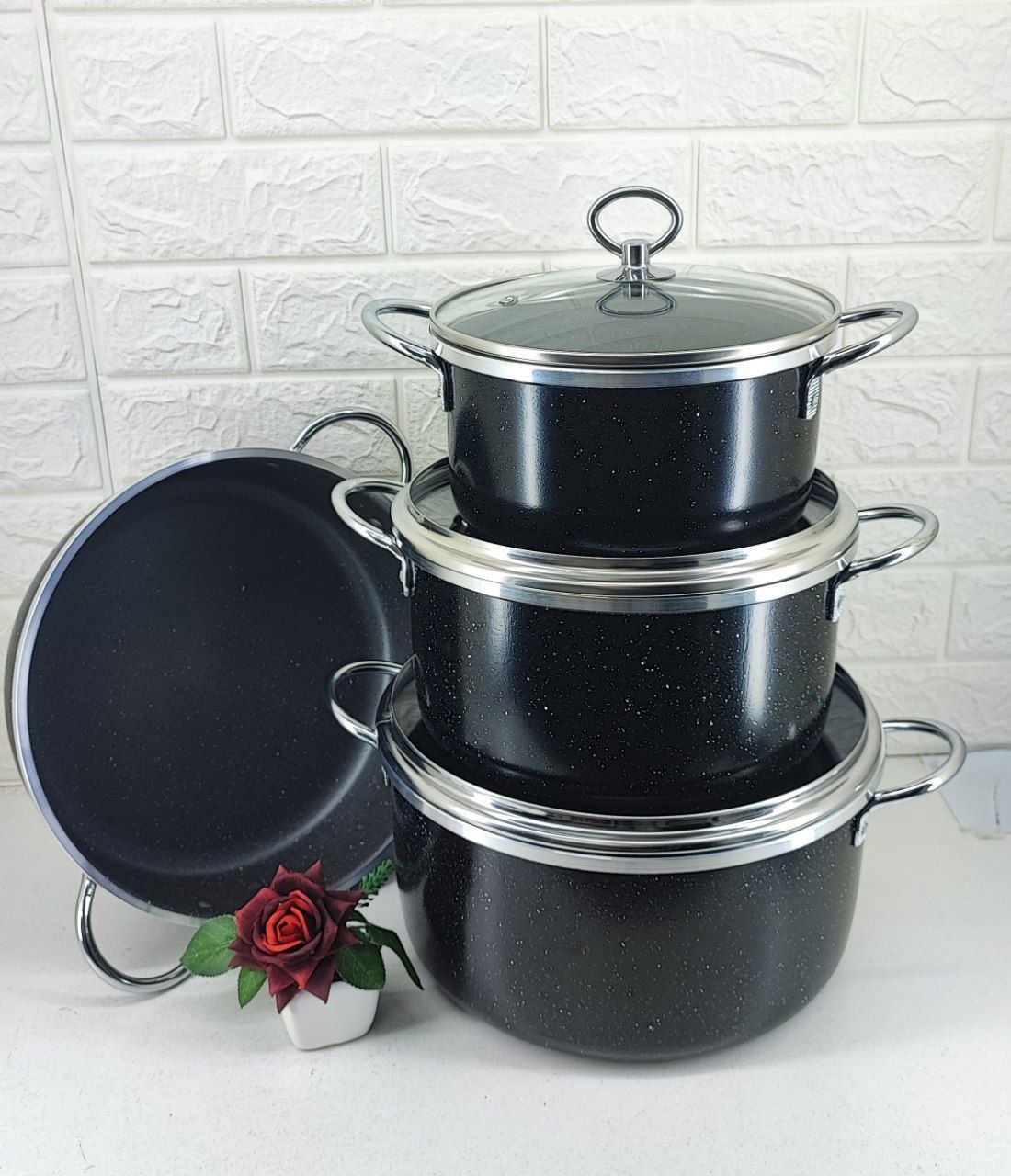 سرویس قابلمه ۷ پارچه طرح چدن دسته نقره ای صبا مدل 01179